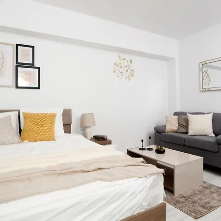 Flh - Park Concept 7&10 * Bukarest